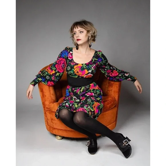 Marsha Dress - Mod Flamenco - Picture 7 of 16